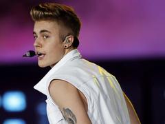justin bieber hits man with ferrari, cops say it isn't singer's fault